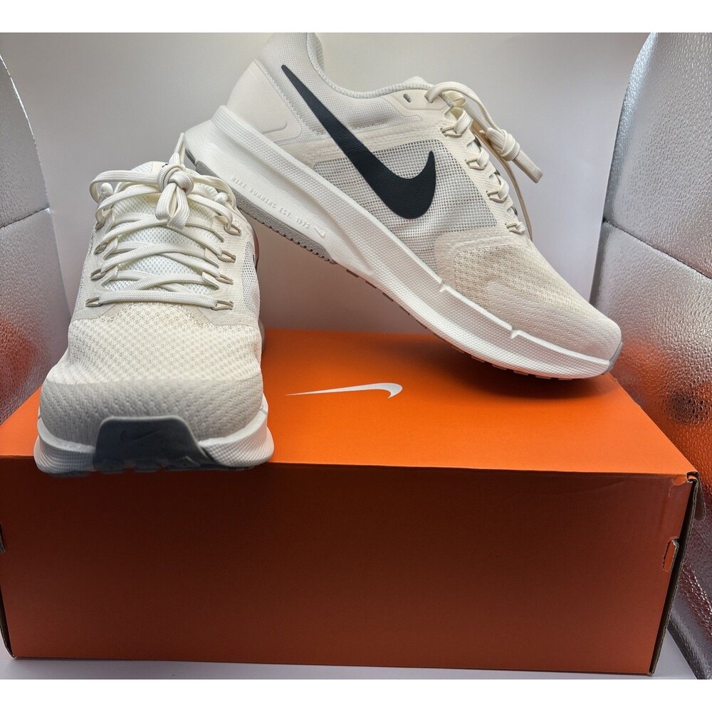 Nike Run Swift 3 Mens Running Shoes Size 8.5 Pale Ivory Black DR2695-117 NIB